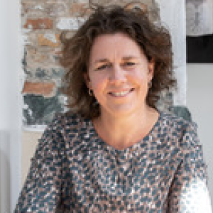 Broekmeijer (drs. Annechien)