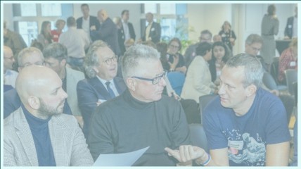 Uitreiking Certificaten en Inschrijving in het Register van Maastricht Univerity AT